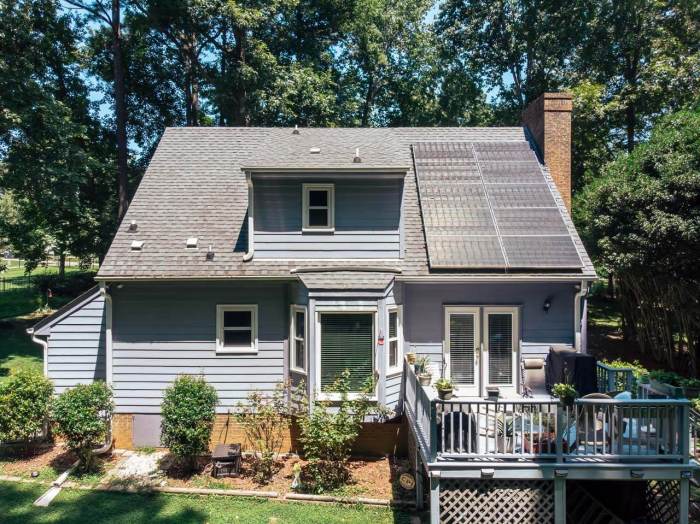 Apex Siding Replacement - Baker Roofing Company